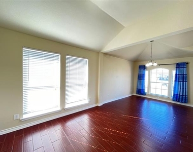 1253 Rosedale Springs Lane - Photo Thumbnail 6