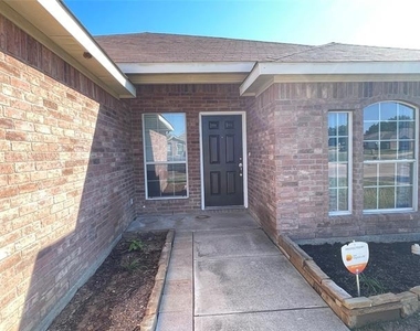 1253 Rosedale Springs Lane - Photo Thumbnail 2