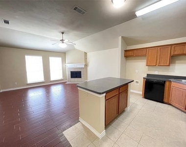 1253 Rosedale Springs Lane - Photo Thumbnail 7