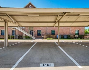 1805 Signal Ridge Place - Photo Thumbnail 12