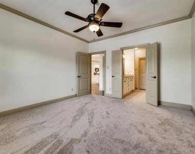 1805 Signal Ridge Place - Photo Thumbnail 37