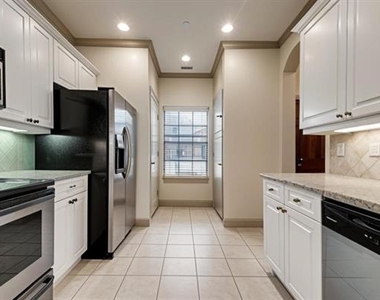1805 Signal Ridge Place - Photo Thumbnail 16