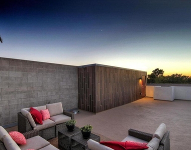 4700 N 40th Street - Photo Thumbnail 5