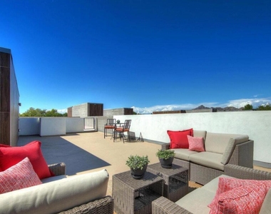 4700 N 40th Street - Photo Thumbnail 1
