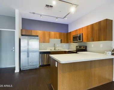 4700 N 40th Street - Photo Thumbnail 2