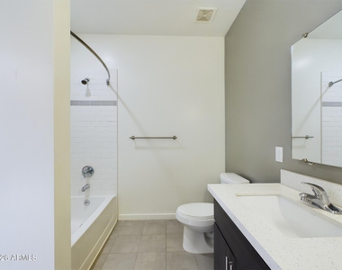 4700 N 40th Street - Photo Thumbnail 12