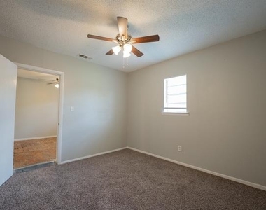 3057 Dogwood Drive - Photo Thumbnail 3