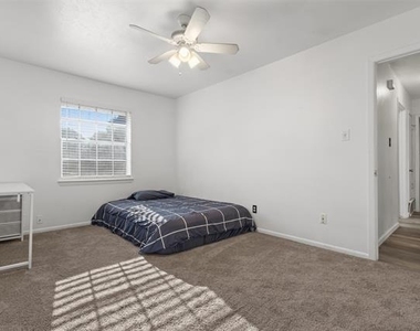 130 Blue Sky Drive - Photo Thumbnail 21