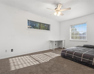 130 Blue Sky Drive - Photo Thumbnail 20