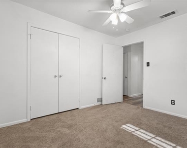 130 Blue Sky Drive - Photo Thumbnail 18