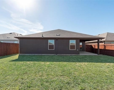 4016 Huntington Drive - Photo Thumbnail 30