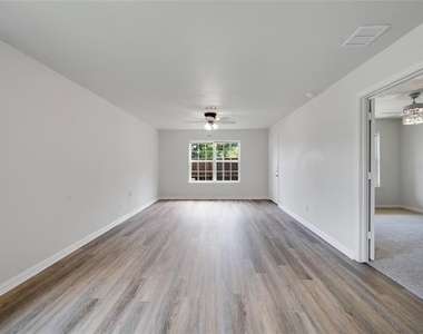 1739 Mcbroom Street - Photo Thumbnail 14