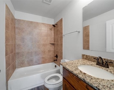 1739 Mcbroom Street - Photo Thumbnail 20