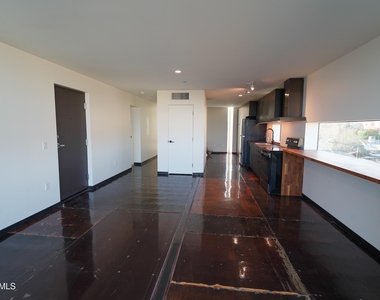 1436 S Terrace Road - Photo Thumbnail 1
