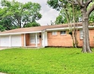 3023 Topaz Lane - Photo Thumbnail 10
