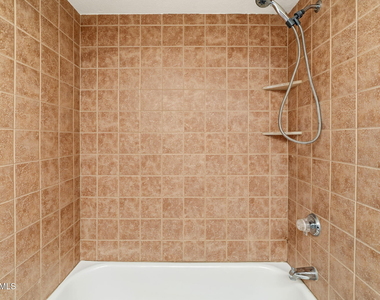 3601 W Tierra Buena Lane - Photo Thumbnail 14