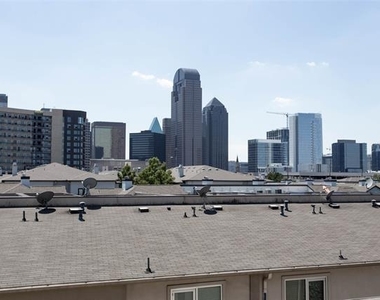 706 Colten James Lane - Photo Thumbnail 3