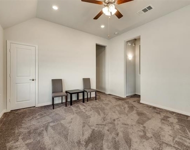 2480 Cathedral Drive - Photo Thumbnail 12
