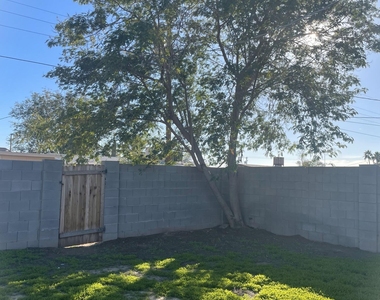 7819 E Beatrice Street - Photo Thumbnail 13