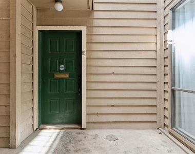 5750 Phoenix Drive - Photo Thumbnail 9