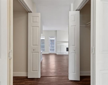 5750 Phoenix Drive - Photo Thumbnail 6