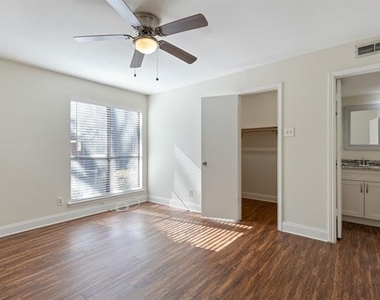 5750 Phoenix Drive - Photo Thumbnail 3
