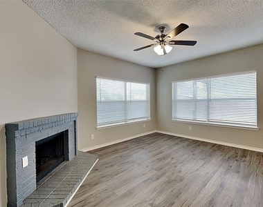 600 Blue Leaf Drive - Photo Thumbnail 4