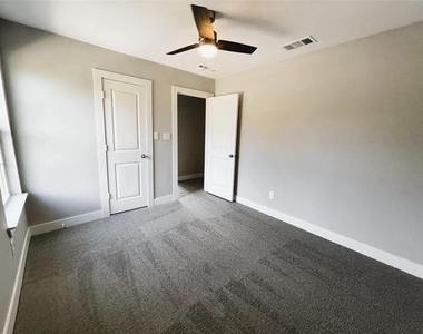 1806 Fuller Street - Photo Thumbnail 11