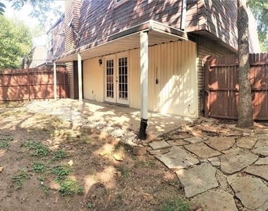 7604 Bridges Avenue - Photo Thumbnail 15