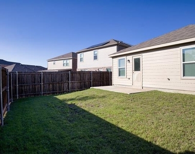 605 Grenada Lake Drive - Photo Thumbnail 30