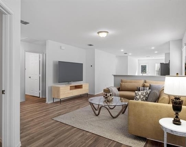 605 Grenada Lake Drive - Photo Thumbnail 1