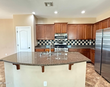 3695 E Bartlett Way - Photo Thumbnail 11