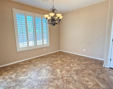 3695 E Bartlett Way - Photo Thumbnail 13