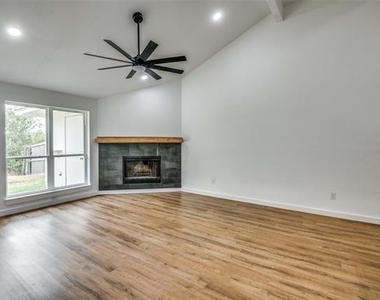 1108 Highpoint Road - Photo Thumbnail 2