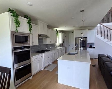 1629 White Snowberry Lane - Photo Thumbnail 22