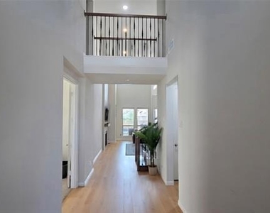 1629 White Snowberry Lane - Photo Thumbnail 20