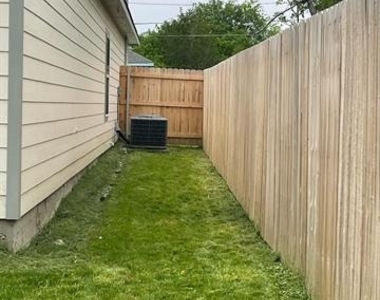 4105 Stuart Street - Photo Thumbnail 24