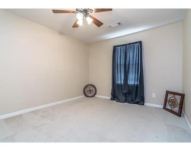 1009 Hawthorne Road - Photo Thumbnail 1