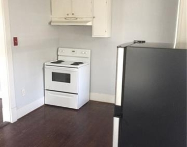813 W 8th Street - Photo Thumbnail 10