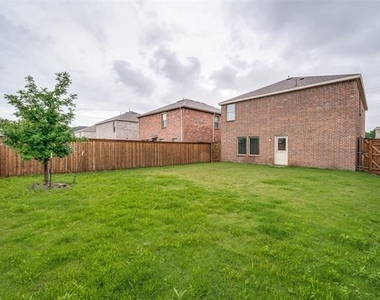 213 Adelina Drive - Photo Thumbnail 24