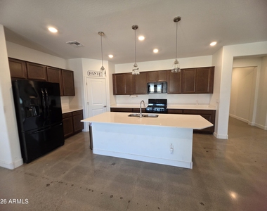 320 S 202nd Lane - Photo Thumbnail 1