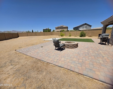 320 S 202nd Lane - Photo Thumbnail 18