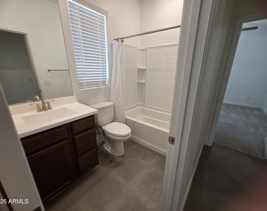 320 S 202nd Lane - Photo Thumbnail 10