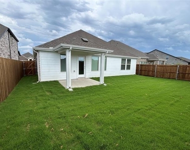 5910 Broadacre Drive - Photo Thumbnail 30