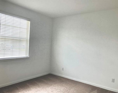 508 Poplar Street - Photo Thumbnail 24