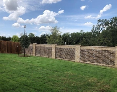 508 Poplar Street - Photo Thumbnail 27
