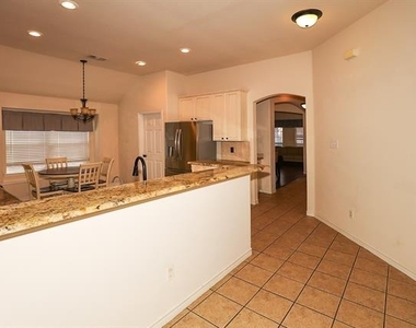 1615 Bur Oak Drive - Photo Thumbnail 7