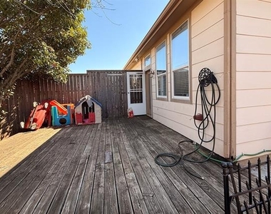 1615 Bur Oak Drive - Photo Thumbnail 24