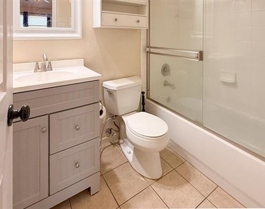 1615 Bur Oak Drive - Photo Thumbnail 19