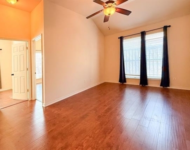 1615 Bur Oak Drive - Photo Thumbnail 17